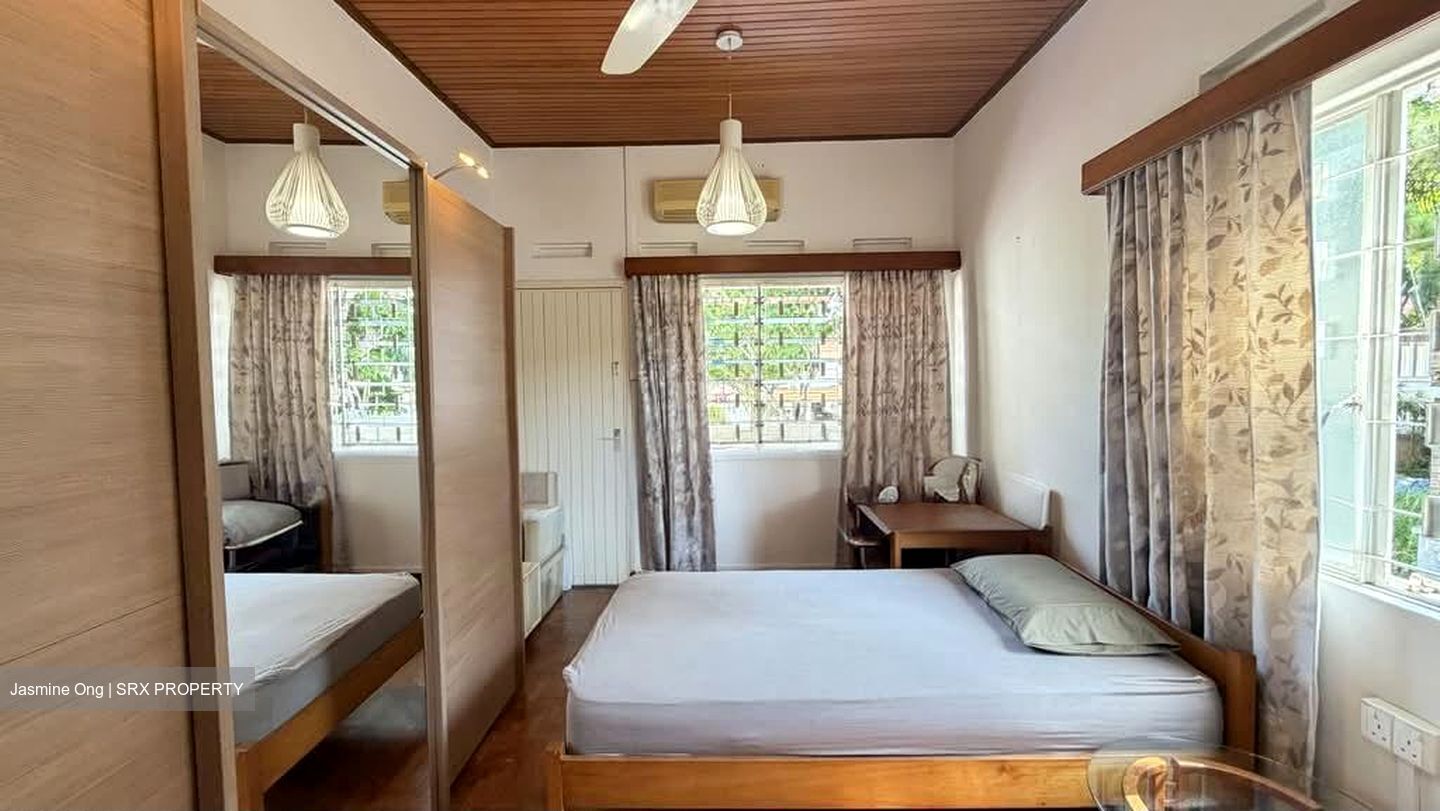 Lorong Kemunchup (D23), Terrace #595618311